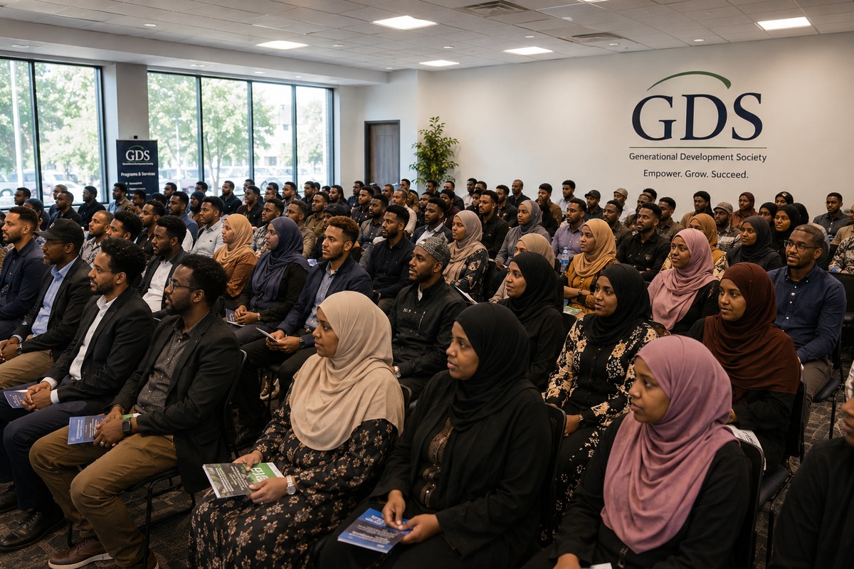 Large audience gathered for a GDS Waano community presentation